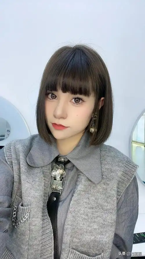 2023年最火的发型都在这里,时尚还修颜,快来看看你适合哪一款(长头发