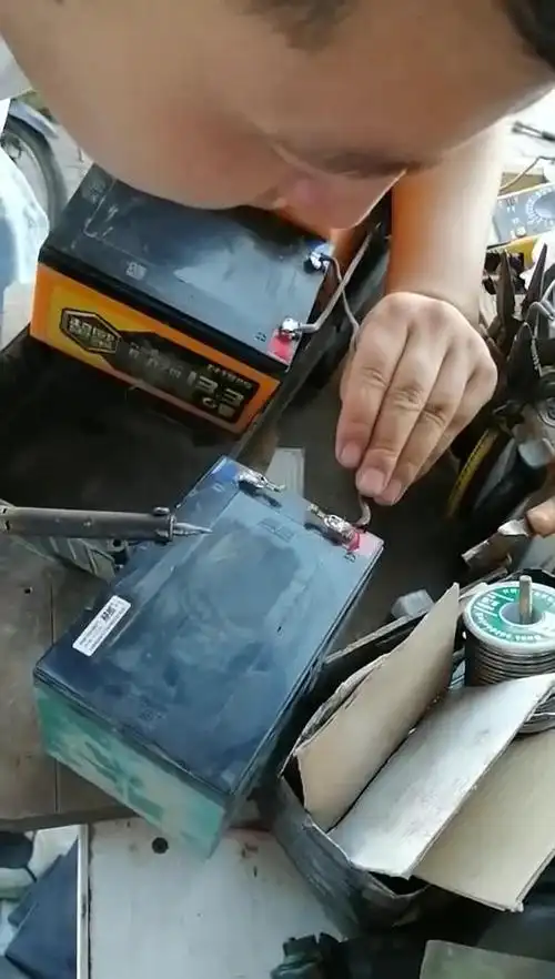 电瓶修复旧电池维修1 更多关注,浅谈电瓶修复之道.