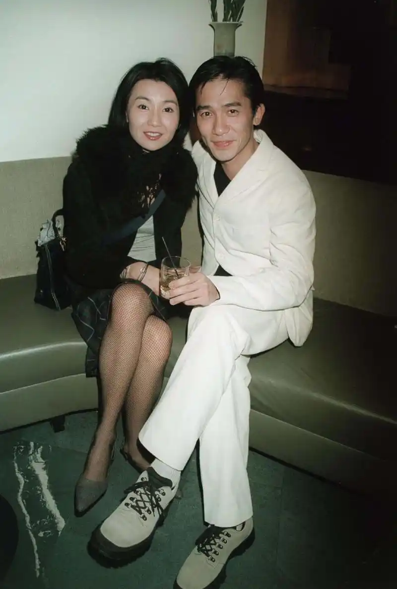 张曼玉和梁朝伟:影后影帝可恋爱不可结婚,巅峰即是孤独