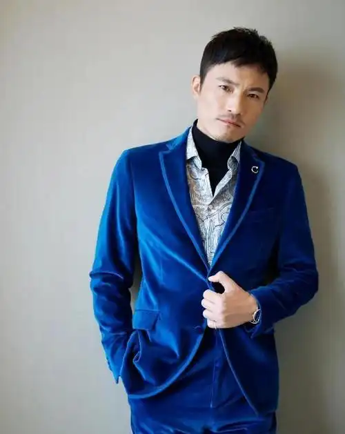 演员耿乐:与孔琳分手后,娶圈外妻子生一子,终获幸福