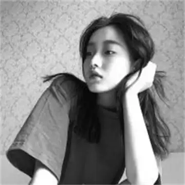 黑白美女侧脸头像好看高冷超好看女生个性真人图片大全