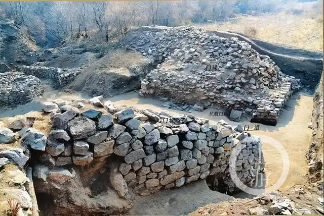 一方铜印挖掘出一个国长白山下800年东夏古城显真容