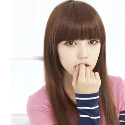 春天气质齐刘海  唯美发型