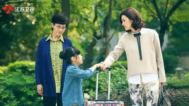 由易寒执导,靳东,潘虹,童蕾,王芷璇等演员联袂主演的都市情感剧《我们