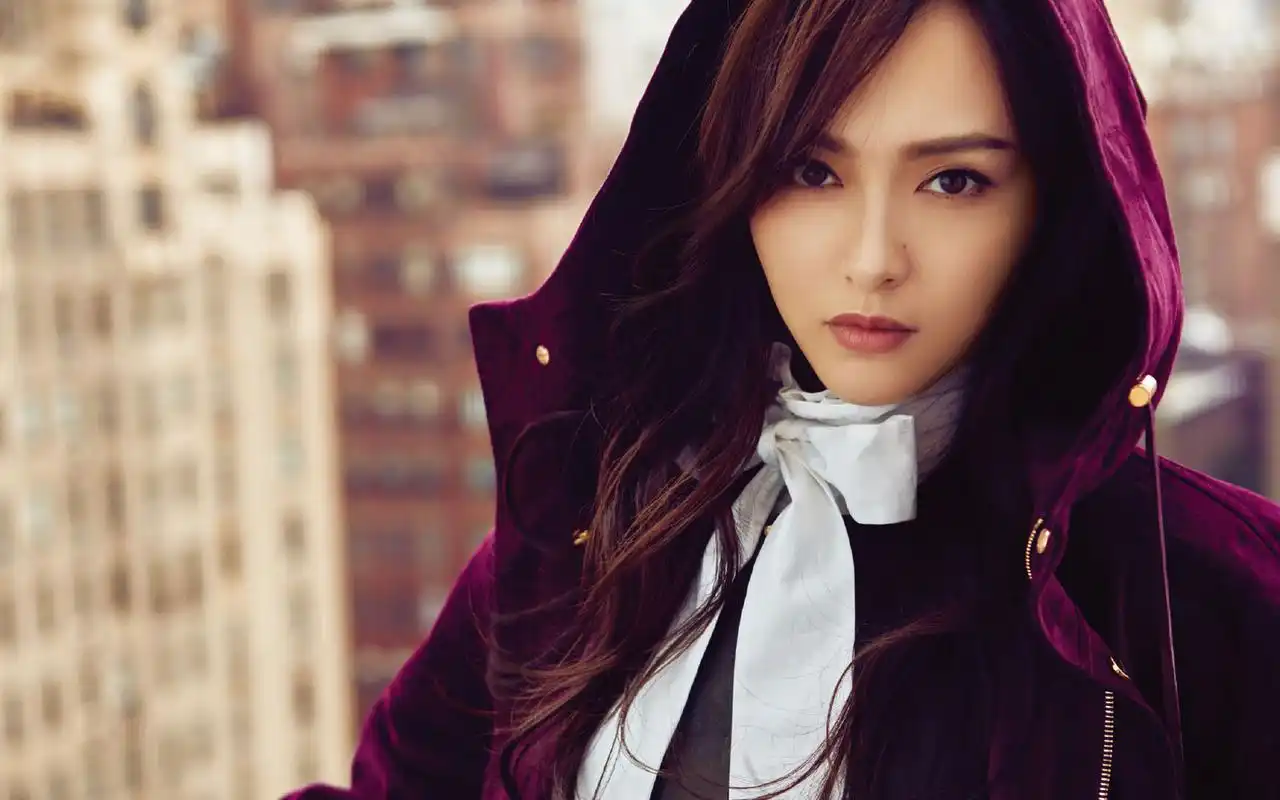 首页 桌面壁纸 大陆明星 唐嫣最新时尚魅力写真图片壁纸