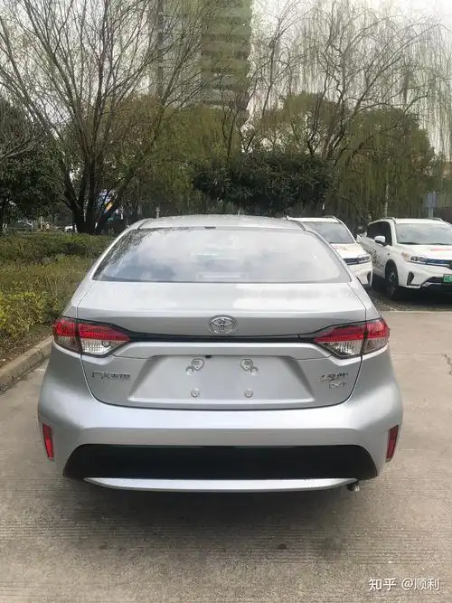 今日提车:丰田雷凌21款185(1.2t) 豪华 水晶银