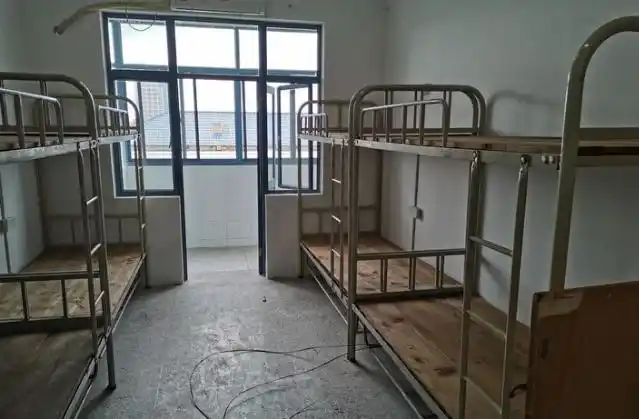 盐城卫校宿舍照片