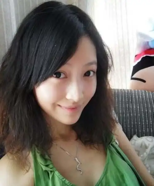 歌手杨洋个人资料简介曾参加快乐女声止步于50强