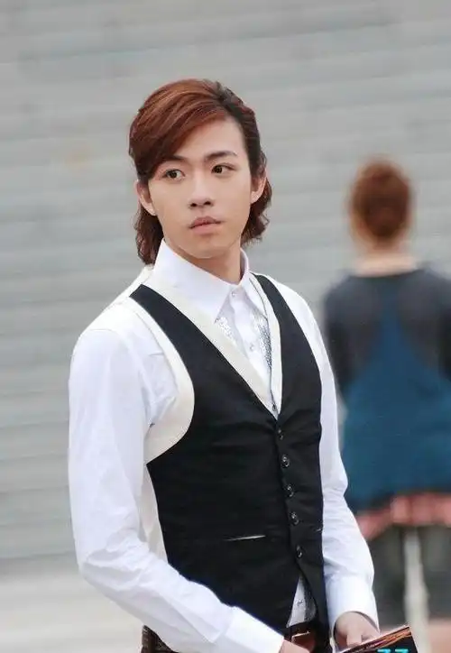 流星花园别硬拍六版放一起美版选角辣眼日版审美好跳跃