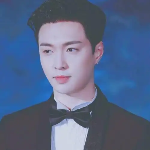 张艺兴/男爱豆头像by姜渔.