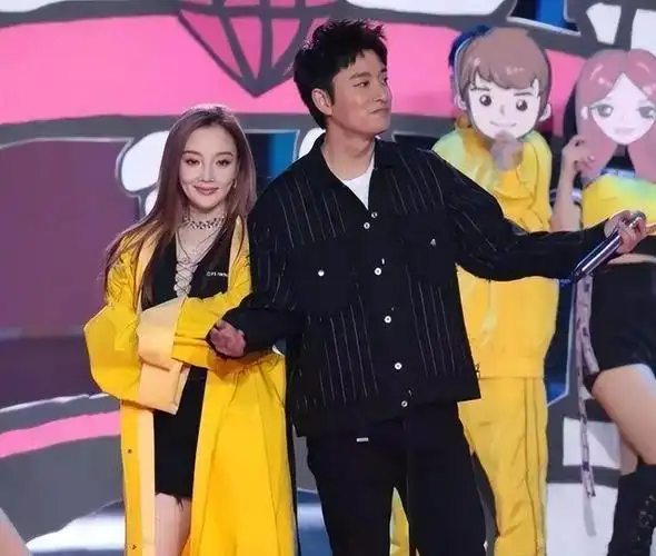 贾乃亮:从人人同情到"声名狼藉"他都做错了什么?