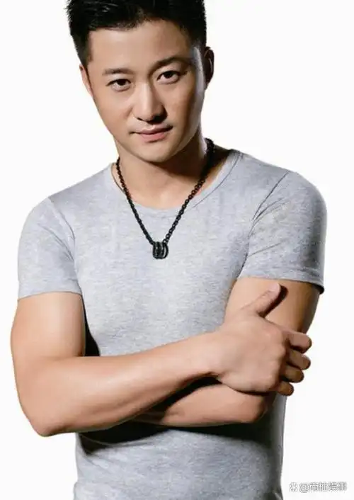 从灾难到重生:吴京的逆袭之路