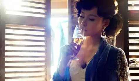 贾青《劫中劫》孟美茹剧照图片 贾青图片