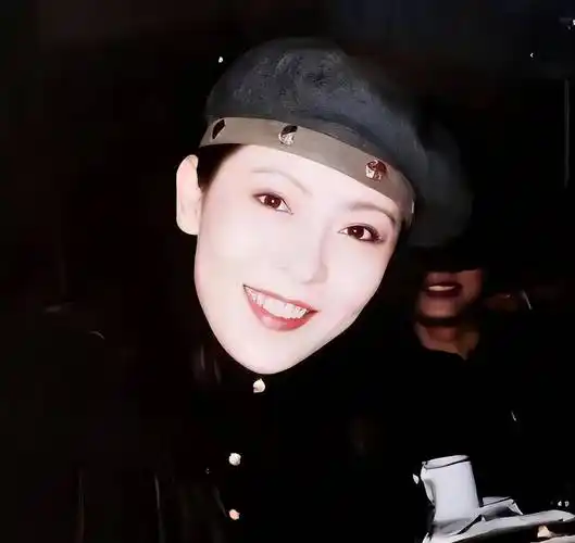 "女英雄"陈岚:花12亿"嫁"郭碧婷,一句话打败对手关之琳_向华强_夫妇