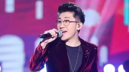 金志文翻唱一首刘若英的《为爱痴狂》,走心演唱,唱到了极致