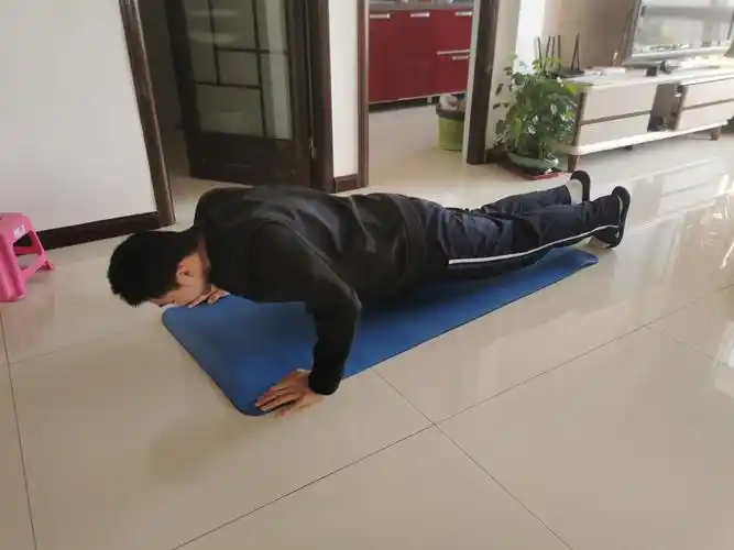 四平市第三中学九年十七班寒假体育锻炼55人(288张照片5个视频)