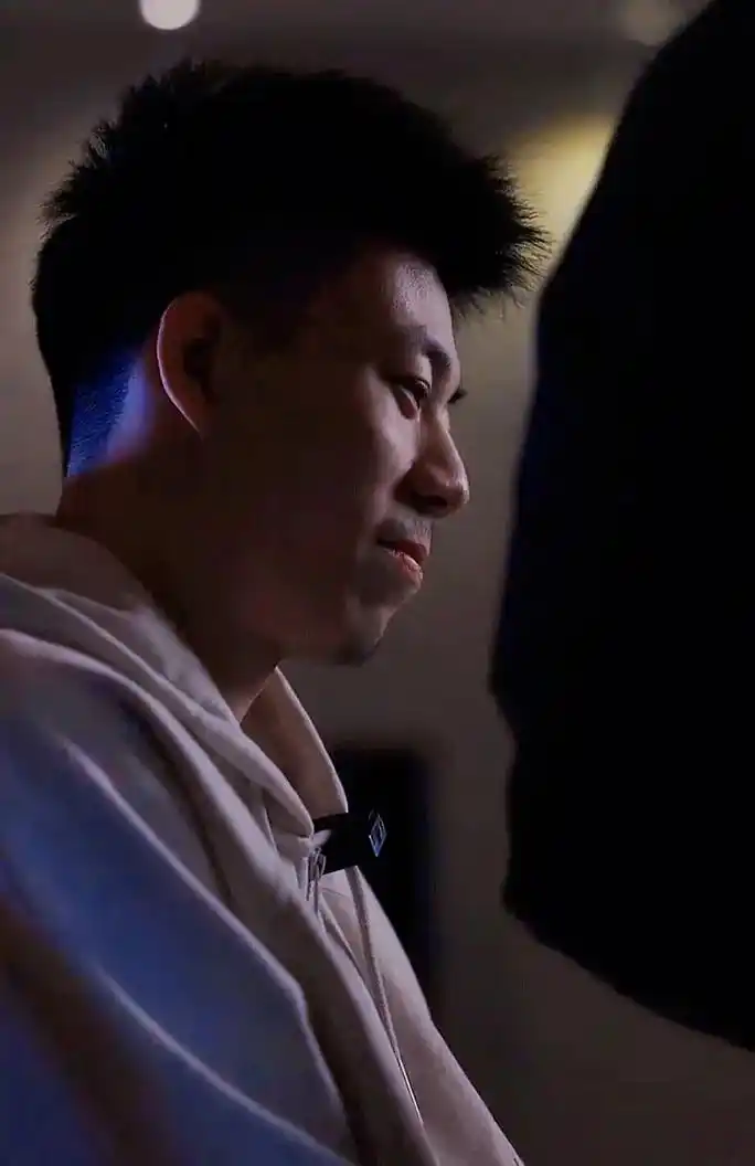 05#张镇麟#成熟男人 #氛围感 #壁纸 - 抖音