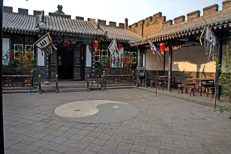 保存如此完整有古代特色的平遥镖局