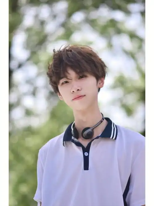 这是你们的男高中生嘛少年感写真