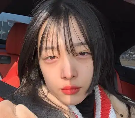 原创崔雪莉真的是有颜任性素颜直拍从来都不怕雀斑妆扮丑还是很美