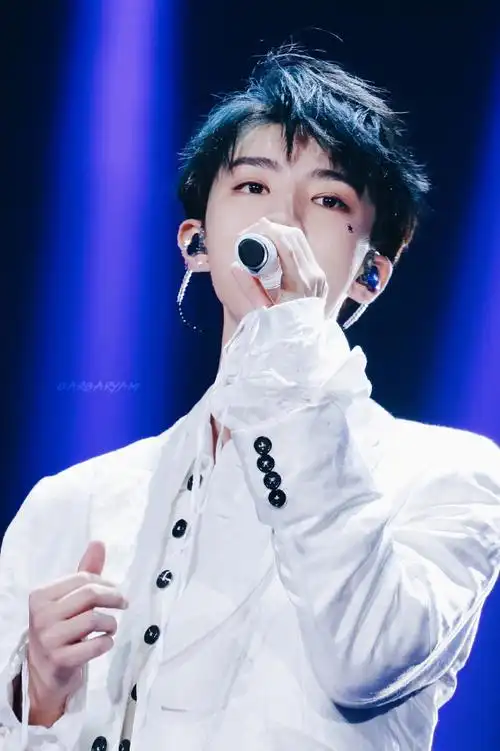 王俊凯0921生日快乐##发动结界让王俊凯好好睡觉