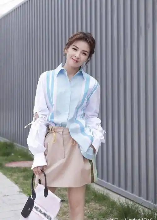 刘涛养眼美照休闲风运动风随性切换青春又有活力_王珂_身材_时尚