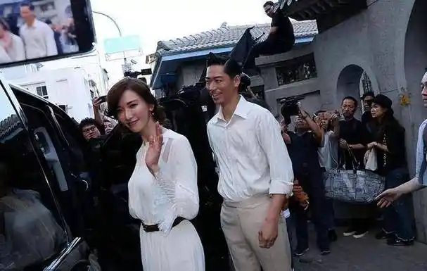 林志玲嫁日本老公,日语学得比他还溜,夫妻恩爱无压力