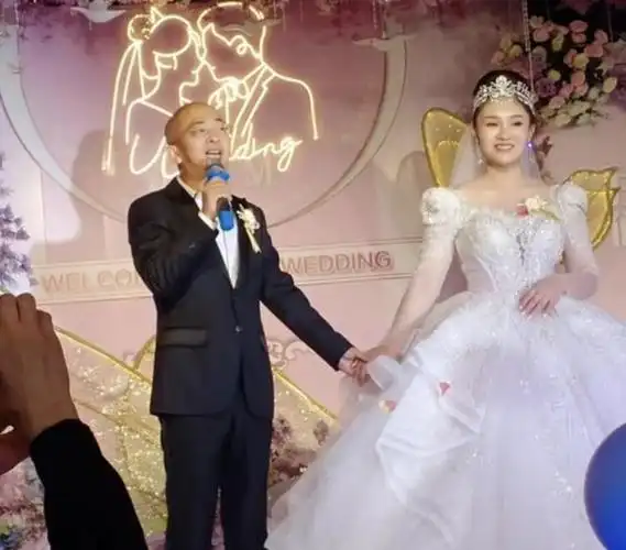 事实证明,曾经靠脸吃饭的丑星巨兴茂,已经走上了另一条路