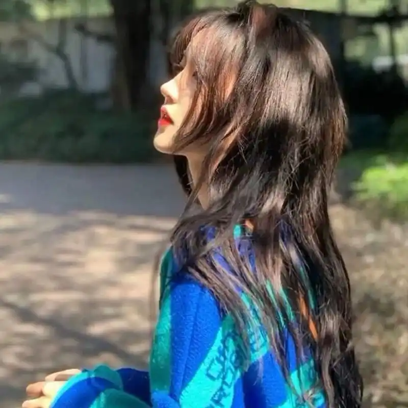 超漂亮的侧脸女生头像,一定有你喜欢的哦 失踪人口回归!希望大家喜欢