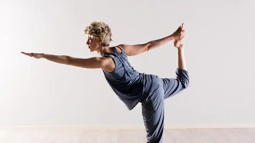 人鱼线马甲线,到底有什么卵用?