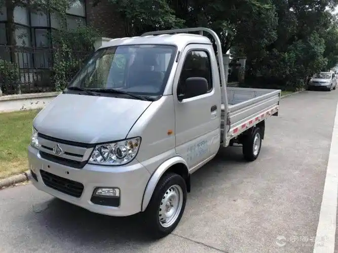 长安单排新豹305万不要拿低价与骗人的信息来比