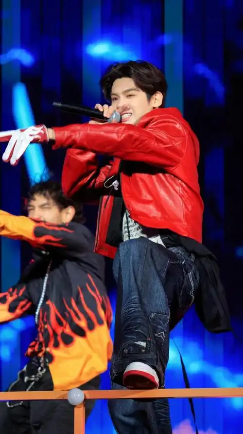 黄明昊奥运会资格系列赛舞台