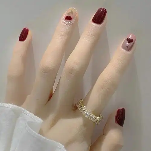 新娘_秋冬酒红魔镜穿戴美甲成品温柔短款钻甲片婚甲新娘小红书网红ins