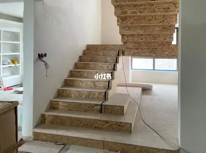 实木盒子楼梯造价