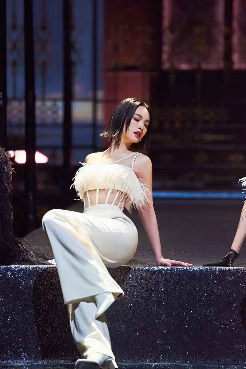 杨丞琳乘风破浪的姐姐2让我更懂什么是团魂