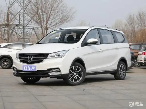 宝骏73016款和17款图片