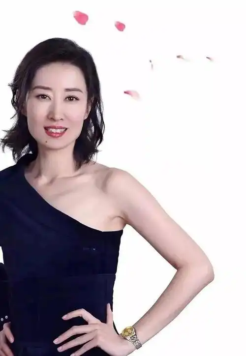 告别卑微式婚姻,成为独立自由的女性刘敏涛,作为一位内地女演员,因