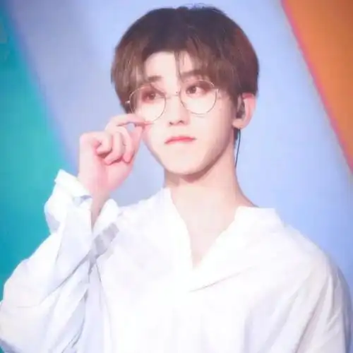 蔡徐坤头像壁纸专题