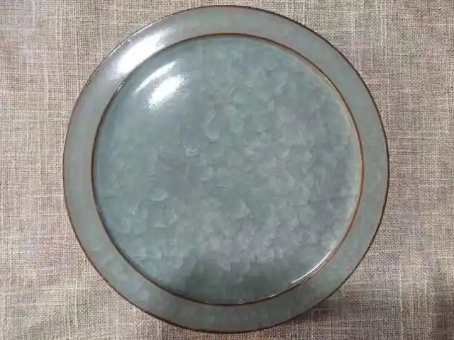 官窑梅花冰片(未遇到水之前,呈现冰片般如梅花绽放)