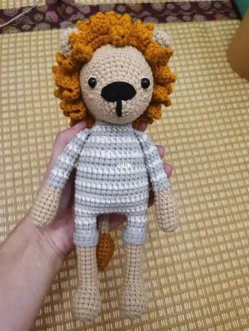 小狮子钩织玩偶纯手工
