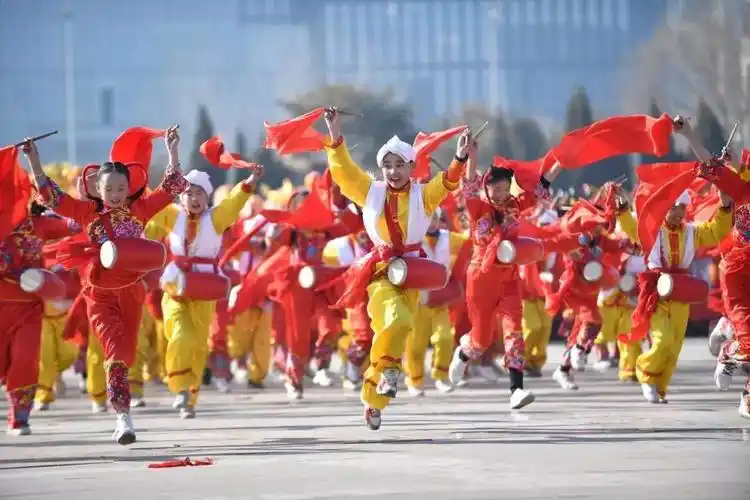 银川2019社火盛宴!全城沸腾!_秧歌