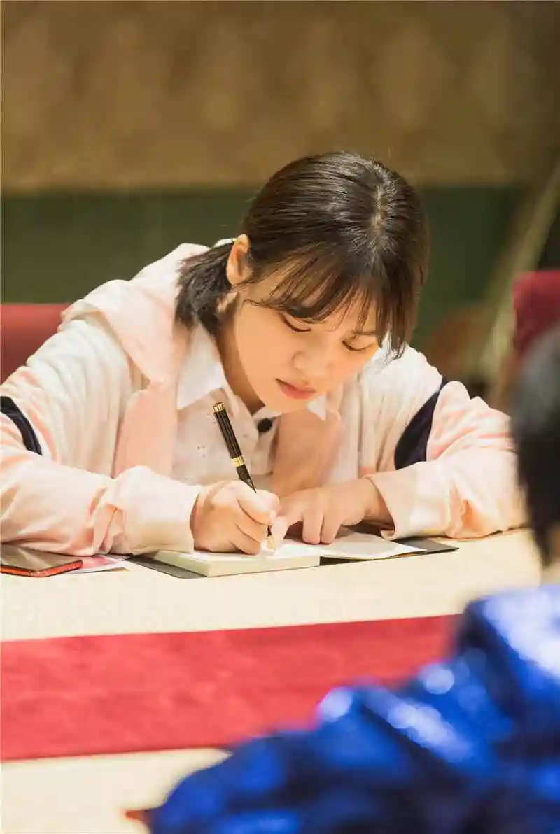 马思纯《我是大侦探》扮甜心学霸 表情遭粉丝玩坏