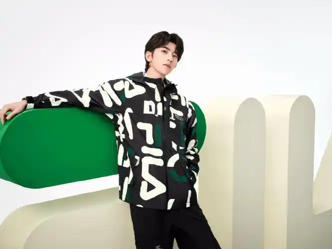 fila代言人蔡徐坤