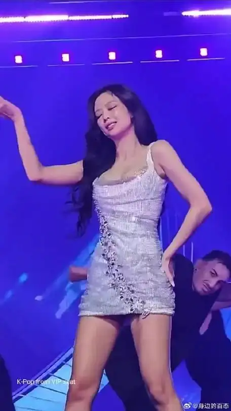 jennie跳舞视频太爱了