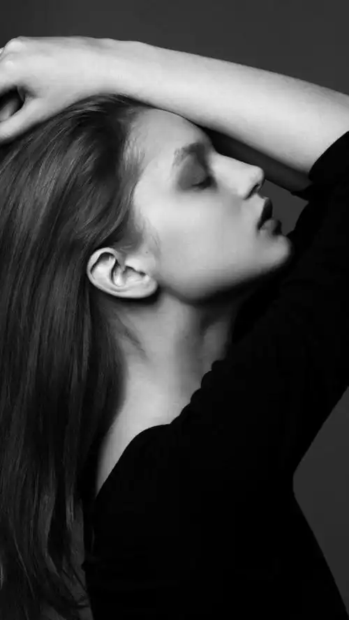 黑白欧美美女高清手机壁纸第三辑 黑白,欧美美女,气质美女,个性美女