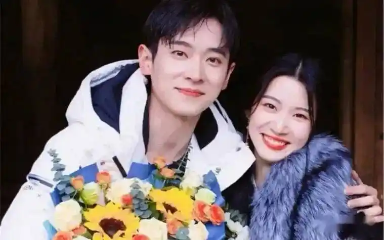 9.16】丞磊卢昱晓互有好感?蔡徐坤不回国?周冬雨刘昊然分手?邓为二代?