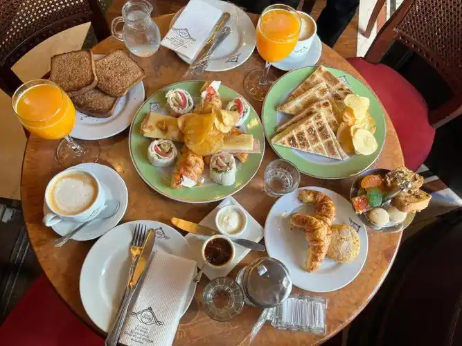 周末的早餐异常丰盛