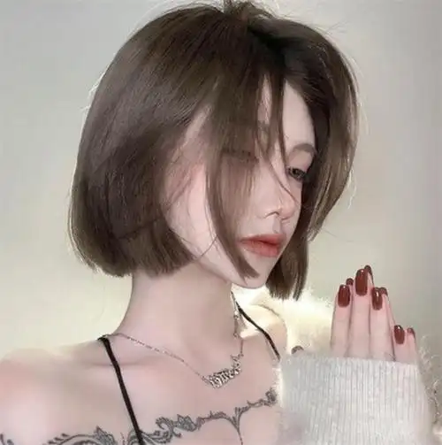 2022最美短直发发型,清爽干净的直发发型