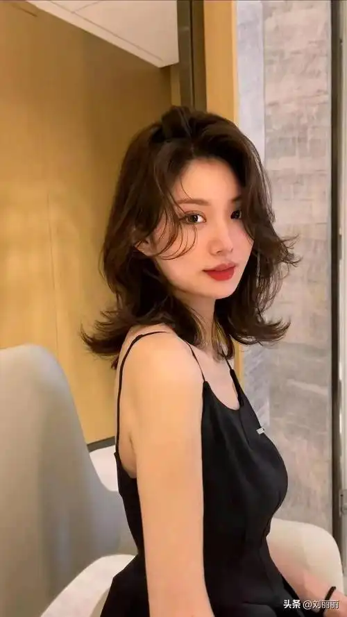 最美女士发型15款,利落修颜显气质,剪完让你大变样