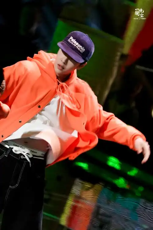 王一博hiphop forever##王一博又跳舞了##王一博 这就是街舞6总决赛